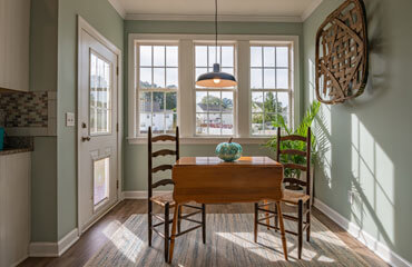 Home featured 03 free img